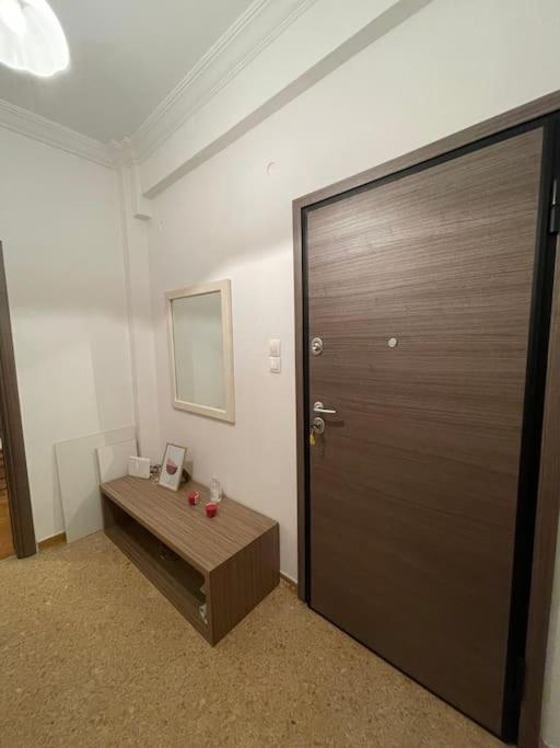 Lovely 1 Bedroom Apartment In 아테네 외부 사진